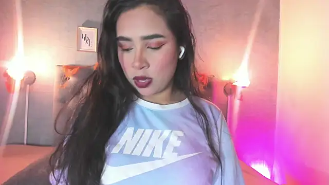 GiannaSlimJB online show from 10-03-25, 03:25