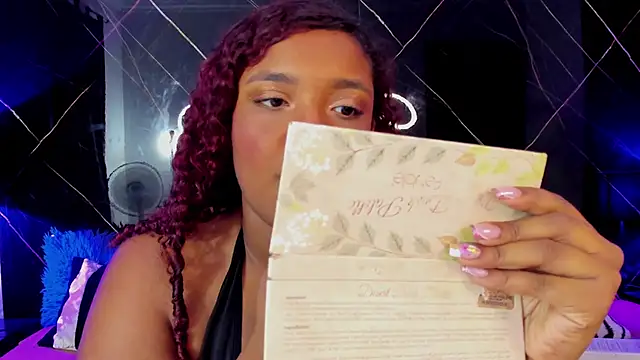 Alaia Gutierrez online show from 10-08-25, 09:01