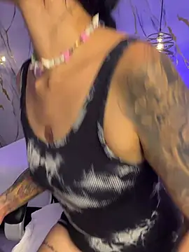 Snapshot of Scaarlettfox chatting on 02-14-26, 07:32 Scaarlettfox online show from 02-14-26, 07:32