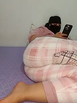 Snapshot of Samaarsexy23 chatting on 01-12-26, 12:32 Samaarsexy23 online show from 01-12-26, 12:32