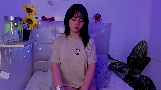 Snapshot of Anna_Blade_ chatting on 01-13-26, 04:23 Anna Blade online show from 01-13-26, 04:23