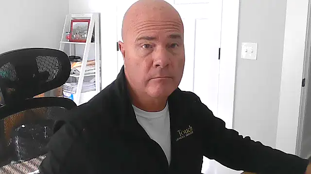 Snapshot of cyclone1212 chatting on 11-04-25, 02:16 cyclone1212 online show from 11-04-25, 02:16