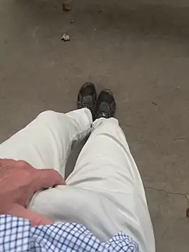 Snapshot of cyclone1212 chatting on 11-22-25, 11:53 cyclone1212 online show from 11-22-25, 11:53