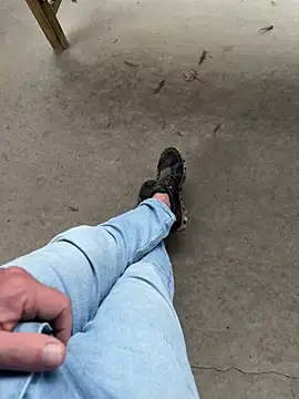 Snapshot of cyclone1212 chatting on 11-23-25, 11:54 cyclone1212 online show from 11-23-25, 11:54