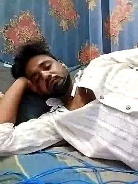 Snapshot of Munny6677 chatting on 09-10-25, 04:29 Munny6677 online show from 09-10-25, 04:29