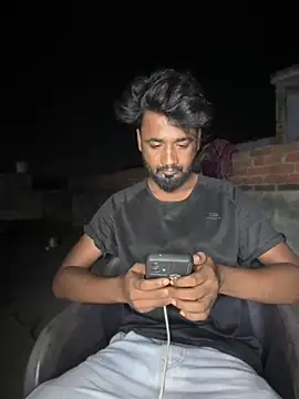 Snapshot of Munny6677 chatting on 09-15-25, 05:46 Munny6677 online show from 09-15-25, 05:46