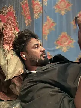 Snapshot of Munny6677 chatting on 09-17-25, 08:10 Munny6677 online show from 09-17-25, 08:10