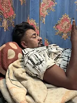 Snapshot of Munny6677 chatting on 09-20-25, 07:04 Munny6677 online show from 09-20-25, 07:04