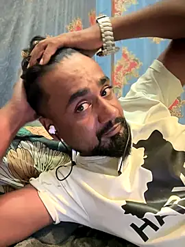 Snapshot of Munny6677 chatting on 09-22-25, 08:22 Munny6677 online show from 09-22-25, 08:22