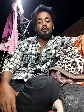 Snapshot of Munny6677 chatting on 10-15-25, 01:33 Munny6677 online show from 10-15-25, 01:33