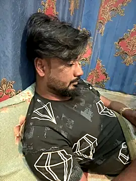 Snapshot of Munny6677 chatting on 10-18-25, 05:46 Munny6677 online show from 10-18-25, 05:46