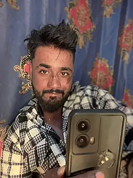 Snapshot of Munny6677 chatting on 11-22-25, 06:18 Munny6677 online show from 11-22-25, 06:18