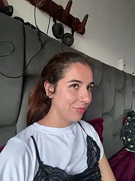 Snapshot of AllieYourGirl chatting on 12-14-25, 10:36 AllieYourGirl online show from 12-14-25, 10:36