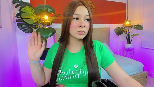 Snapshot of kitty_sweeety_ chatting on 10-08-25, 07:33 kitty sweeety online show from 10-08-25, 07:33