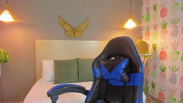 kitty sweeety  online show from 04-14-26, 12:55