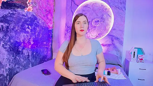 KrystalEvans online show from 09-08-25, 08:08