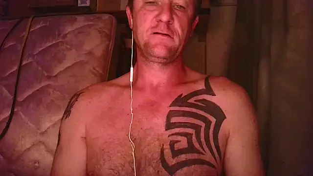 Snapshot of Yournaughty chatting on 05-18-26, 05:02 Yournaughty online show from 05-18-26, 05:02