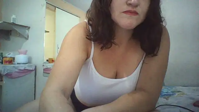 Vanessinhadappkrosa online show from 07-04-26, 06:47