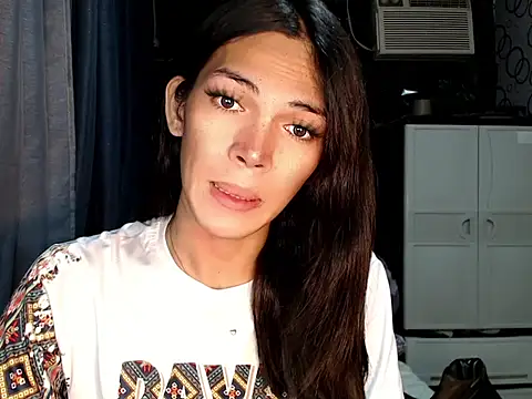 ladyhotcuming online show from 07-14-26, 06:46