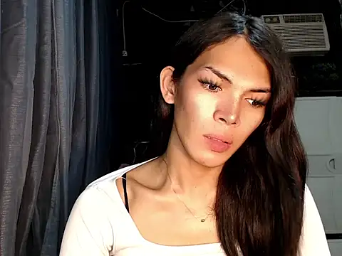 ladyhotcuming online show from 07-22-26, 09:01