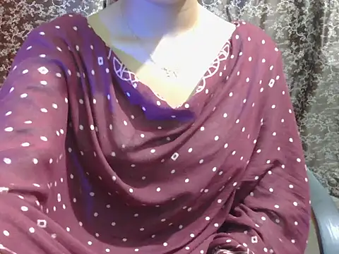 Snapshot of lovely_soniya chatting on 05-20-26, 05:57 lovely soniya online show from 05-20-26, 05:57
