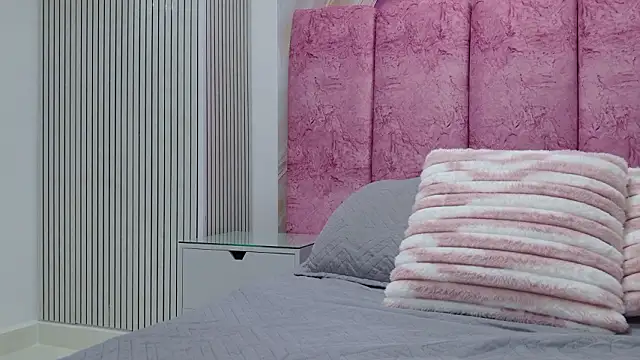 emmacurvy online show from 02-19-26, 03:02