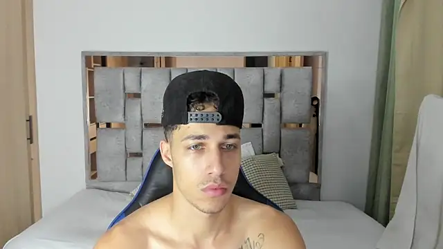 orionblaze69  online show from 05-10-26, 03:12
