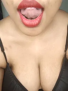 sex-withcouple online show from 04-05-26, 03:04