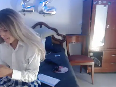 Valentina bss online show from 11-28-25, 02:42