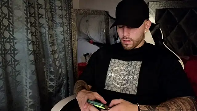 Ades Lowe online show from 10-12-25, 03:49