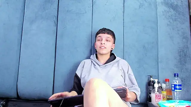 Megan Thompson  online show from 03-21-26, 08:30