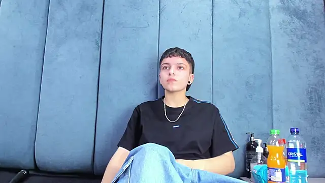 Megan Thompson  online show from 03-22-26, 02:26