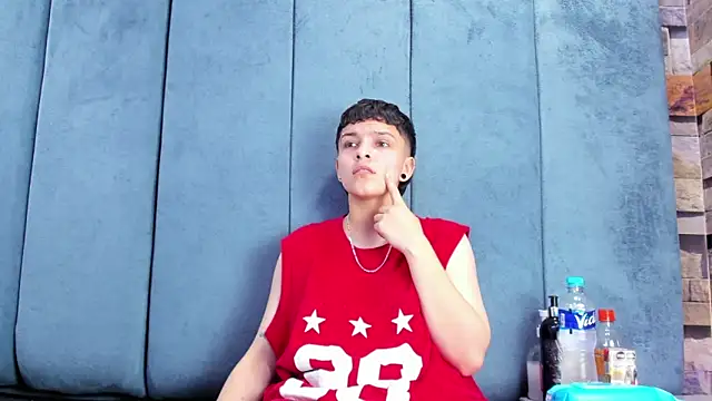 Megan Thompson  online show from 03-26-26, 02:28