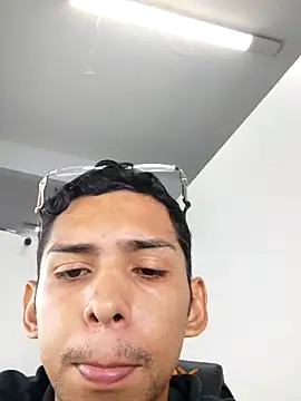 Snapshot of Oqui chatting on 02-20-26, 08:09 Oqui online show from 02-20-26, 08:09