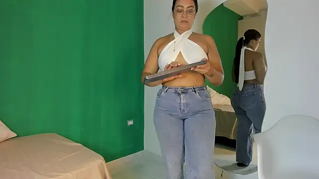 tamara lovv online show from 11-08-25, 12:16