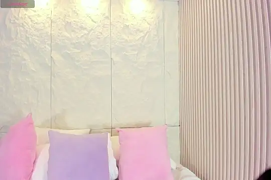 QetziaStoun online show from 12-05-25, 05:20