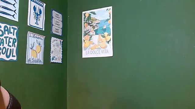 Snapshot of Roxiehood chatting on 02-03-26, 02:53 Roxiehood online show from 02-03-26, 02:53