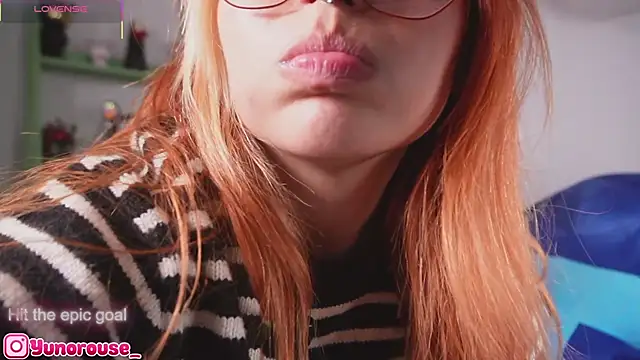 YunoRose  online show from 03-30-26, 08:37