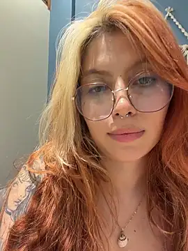 Snapshot of YunoRose_ chatting on 05-10-26, 10:04 YunoRose online show from 05-10-26, 10:04
