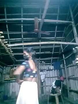 Snapshot of Tamilauntyhot chatting on 09-16-25, 01:45 Tamilauntyhot online show from 09-16-25, 01:45