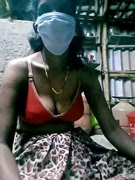 Snapshot of Tamilauntyhot chatting on 10-04-25, 02:53 Tamilauntyhot online show from 10-04-25, 02:53