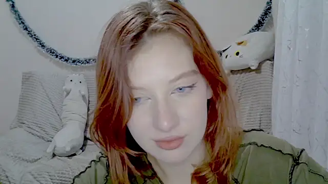 Lily Ember online show from 12-15-25, 06:23