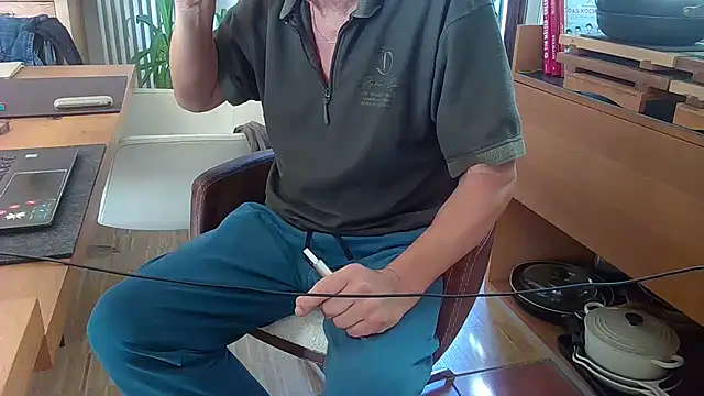 Unique X perience online show from 10-02-25, 08:43