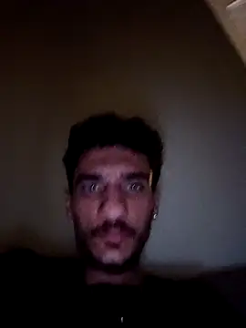 Snapshot of yolgezer073 chatting on 10-10-25, 12:42 yolgezer073 online show from 10-10-25, 12:42