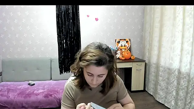 Snapshot of DarklineRose chatting on 11-03-25, 12:17 DarklineRose online show from 11-03-25, 12:17