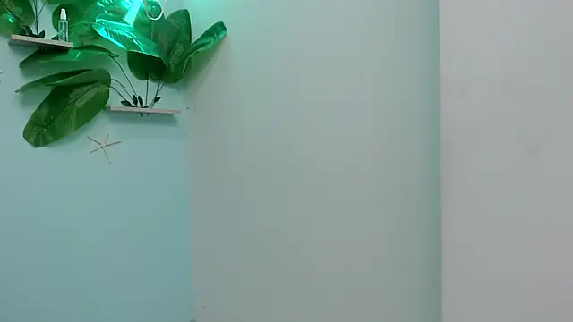 eladyrous98 online show from 11-01-25, 02:08