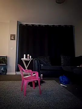 Snapshot of Samspurs chatting on 10-12-25, 01:26 Samspurs online show from 10-12-25, 01:26