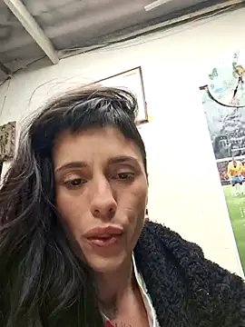 Snapshot of Samy_Hoops chatting on 05-25-26, 04:35 Samy Hoops online show from 05-25-26, 04:35