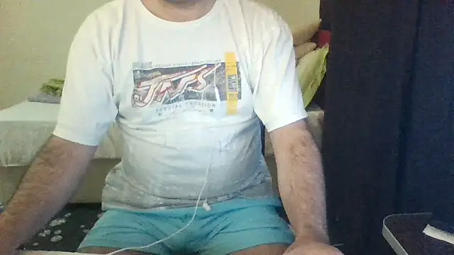Snapshot of st206boy chatting on 07-01-26, 12:01 st206boy online show from 07-01-26, 12:01