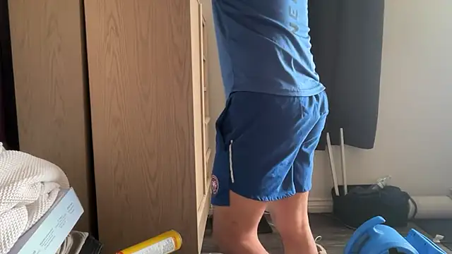 Snapshot of kSwisssxxx chatting on 12-04-25, 10:18 kSwisssxxx online show from 12-04-25, 10:18